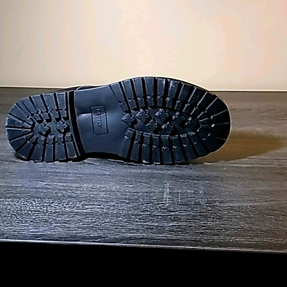 The brand is george and they are dress shoes - Picture 4 of 4